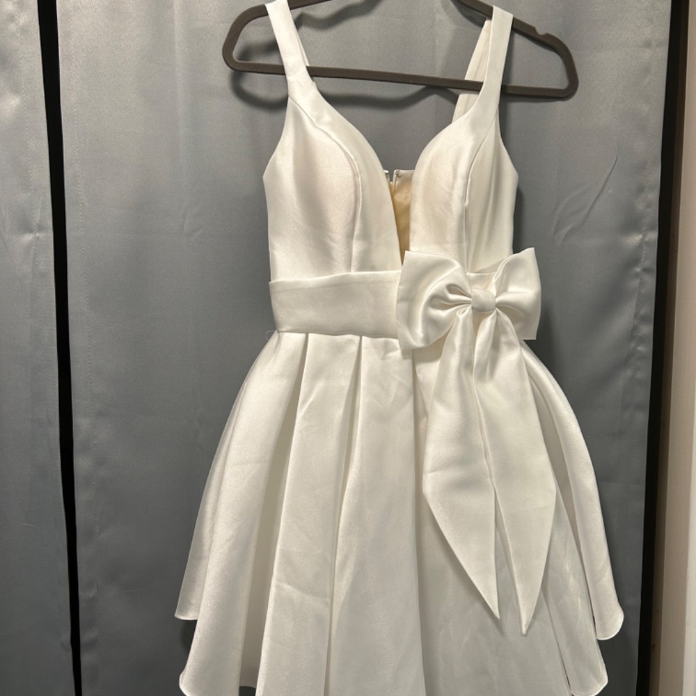 Cute Prom Dress - Picture 3 of 5